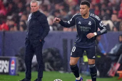 Real Madrid vs Benfica: Mourinho se cruza con su ex en Playoffs UCL