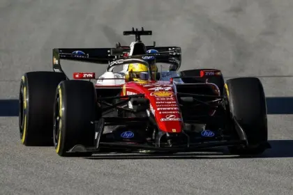 Hamilton lidera test de Ferrari en Barcelona: F1 2026 en marcha 12 Hamilton lidera test de Ferrari en Barcelona: F1 2026 en marcha