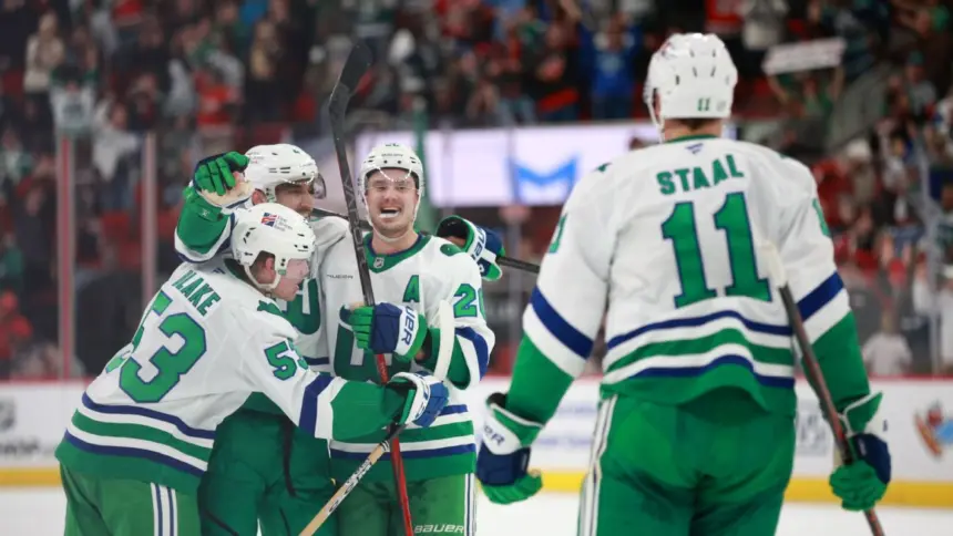 Huracanes Logran Remontada Épica: 3 Goles en Minutos para Vencer a Mammoth