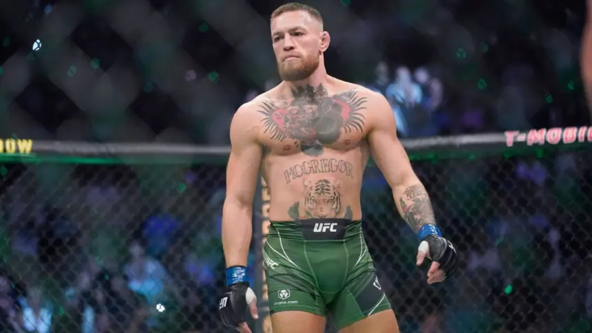 McGregor Asegura: "¡Estoy en Campamento! Retorno a UFC es Inminente"