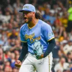 Freddy Peralta NO estará con RD en el Clásico Mundial de Béisbol
