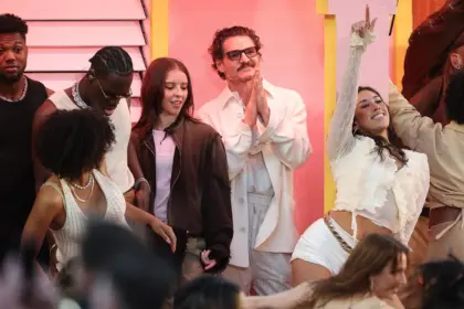 Acuña Jr. y Bad Bunny: Estrellas del Béisbol y la Música en el Super Bowl