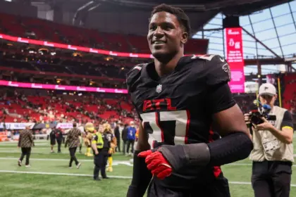 James Pearce Jr. de los Falcons Arrestado Tras Presunto Choque y Persecución