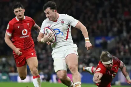 Inglaterra aplasta a Gales 48-7: Arundell brilla con hat-trick en el Seis Naciones