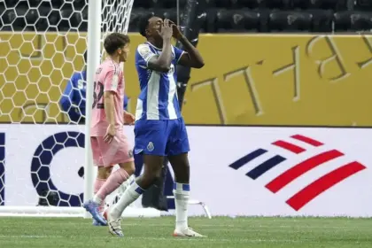 Samu Aghehowa, baja sensible para España en el Mundial 2026 por lesión