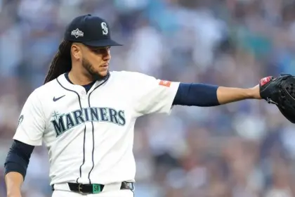 Luis Castillo lidera lanzadores reserva de RD para el Clásico Mundial de Béisbol