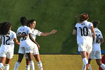 Real Madrid Femenino Remonta en París y Avanza en Champions