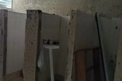 Urgente: Padres Exigen Reparación de Baños en Pabellón de Gimnasia Barahona