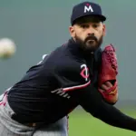 Pablo López: Desgarro en codo y posible Tommy John, preocupa a los Twins