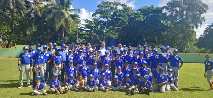 Academia Luisito Mercedes Inaugura Torneo Independencia: Béisbol Infantil Dominicano