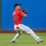 Kwan a prueba en el CF: Guardianes evalúan su outfield con DeLauter y Valera