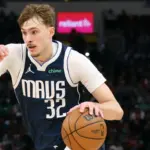 Flagg se pierde el regreso de Mavs vs. Timberwolves por lesión en el pie