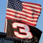 Dale Earnhardt: 25 Años Después, El Intimidator Sigue Vivo en Daytona
