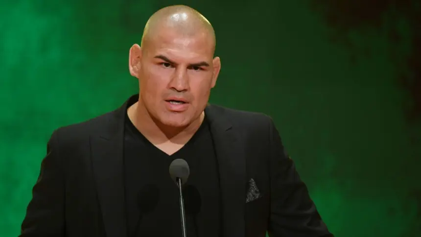 Cain Velasquez, Ex Campeón UFC, Liberado Bajo Libertad Condicional 1 Cain Velasquez, Ex Campeón UFC, Liberado Bajo Libertad Condicional