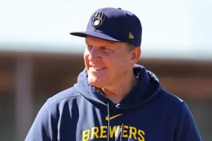 Pat Murphy firma extensión con Milwaukee: 3 años más y opción a 2029