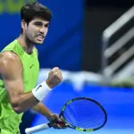 Alcaraz Imparable: Vence a Rublev y Avanza a la Final de Doha 2026