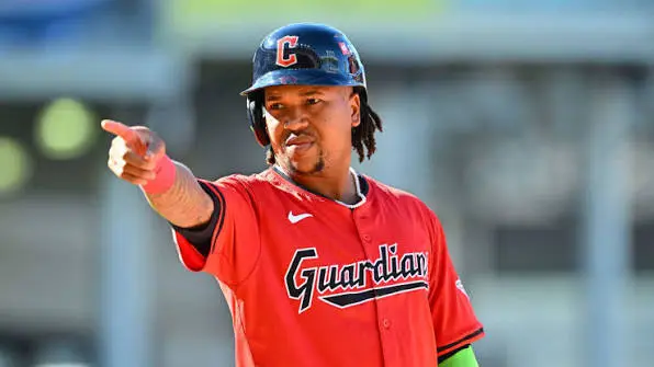 Ramírez Desata Poder Tras Jonrón Negado: Explosión en la Liga de Cactus