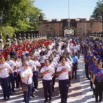 INEFI celebra marcha patriótica con 600+ estudiantes en la Ciudad Colonial
