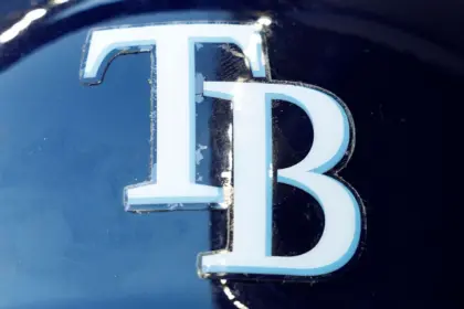 DeSantis aprueba terreno estatal para nuevo estadio de los Rays en Tampa