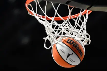 WNBA: Jugadoras Reciben Millones por Ingresos; Negociaciones CBA en Curso 10 WNBA: Jugadoras Reciben Millones por Ingresos; Negociaciones CBA en Curso