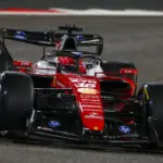 Ferrari Impresiona en Tests F1: Leclerc Domina, Aston Martin en Crisis.