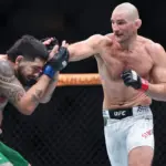 Strickland noquea a Hernandez y apunta a Chimaev: ¡El peleador pide revancha!