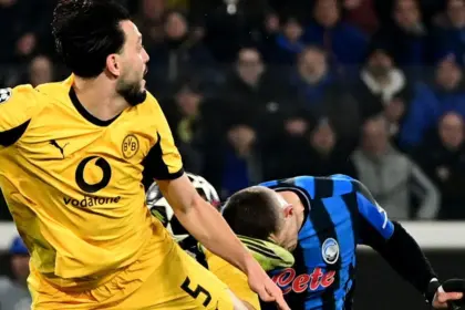VAR da penal y Atalanta avanza: Dortmund cae en Champions League