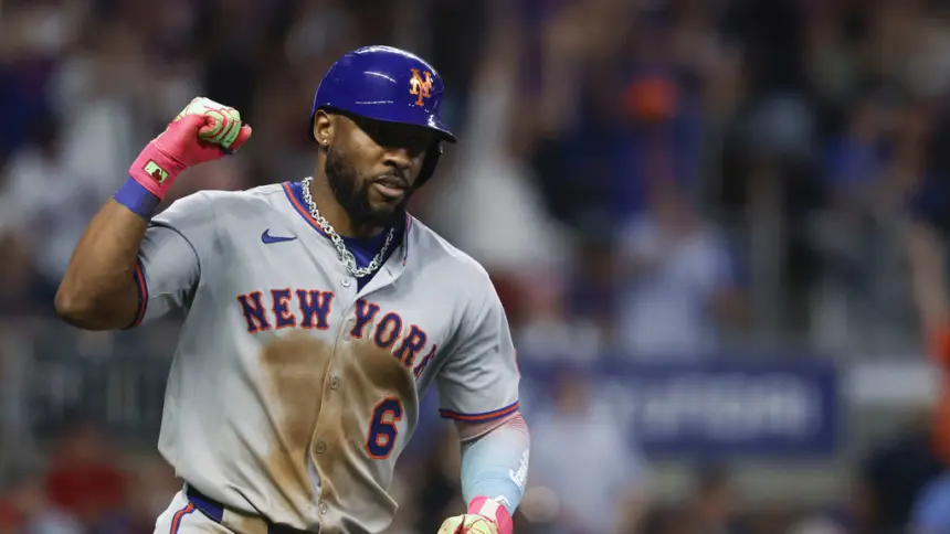 Starling Marte cerca de los Reales: Acuerdan contrato, según reportes