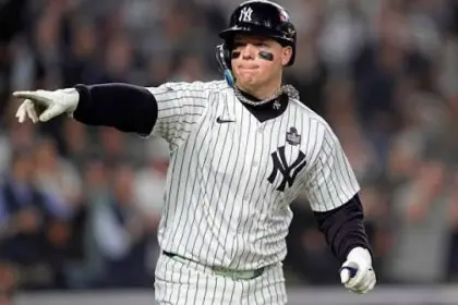 Padres firman a Alex Verdugo: Refuerzo veterano para los jardines