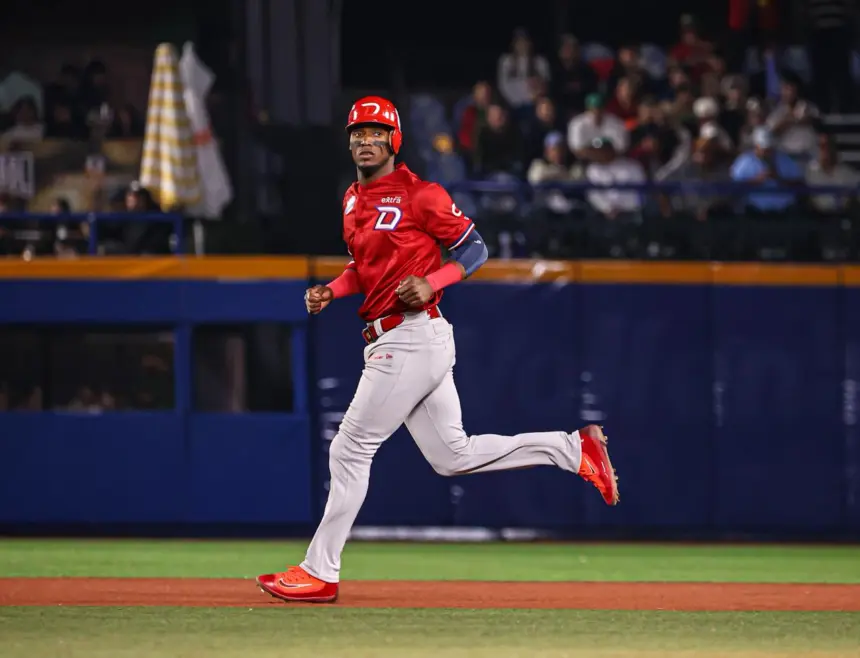 Junior Lake Reemplaza a Johan Rojas en el Roster Dominicano del Clásico Mundial 2026