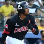 Neris y Paredes: Pilares clave de los Leones del Escogido siguen firmes