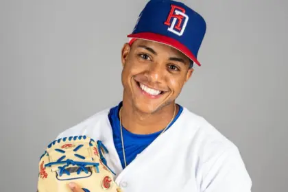 Jeremy Peña se Fractura: Dominicana Pierde Clave para el Clásico Mundial