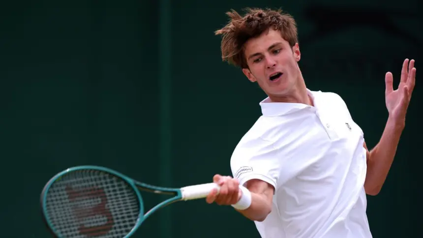 Torneo de Tenis en Emiratos Árabes Suspendido Tras Ataque con Drones