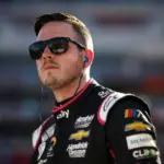 Bowman, con vértigo, se pierde carrera NASCAR en Phoenix