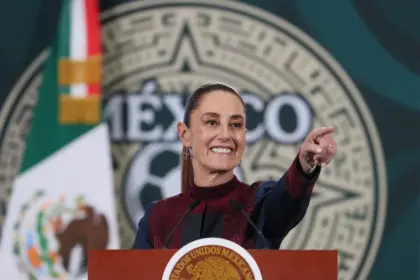 Sheinbaum lanza concurso para elegir a joven que representará a México en Mundial 2026