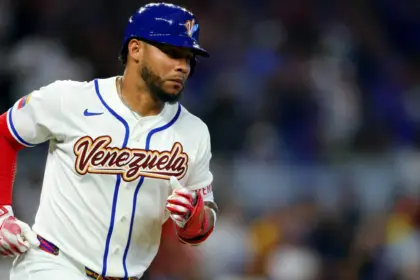 Venezuela Debuta con Triunfo ante Países Bajos en el Clásico Mundial de Béisbol