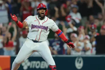 Dominicana Arrasa a Países Bajos: Soto y el Poderío Dominicano Desatan Nocaut