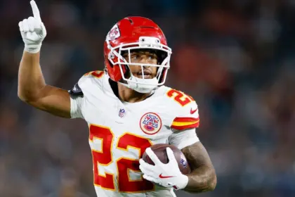 Rams y McDuffie firman contrato récord: El cornerback más caro de la NFL 13 Rams y McDuffie firman contrato récord: El cornerback más caro de la NFL