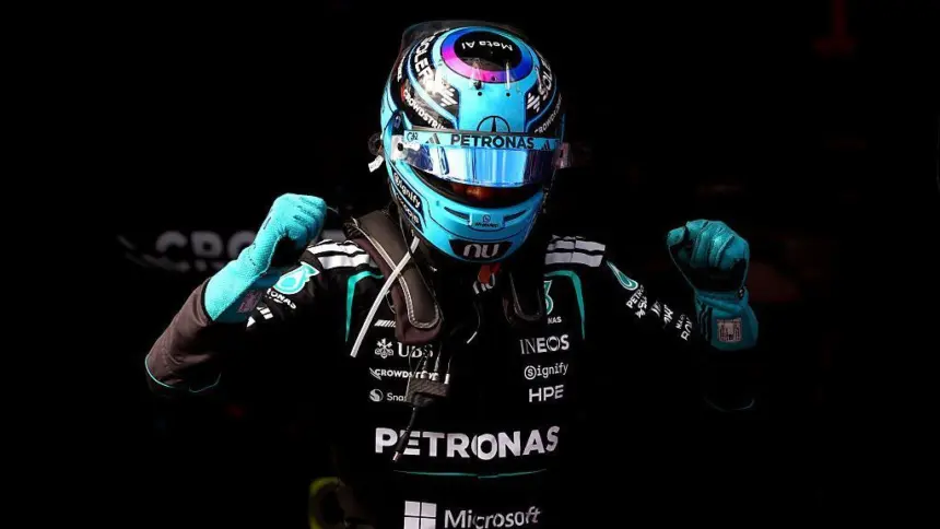 Russell Domina en Australia: Mercedes Logra 1-2, Ferrari Tropieza