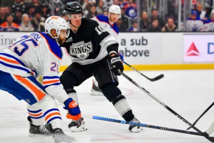 Perry Regresa a Lightning: Refuerzo de Lujo para la Copa Stanley