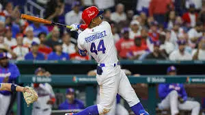 Julio Rodríguez: Descanso Estratégico y Armonía Dominicana en el Clásico Mundial