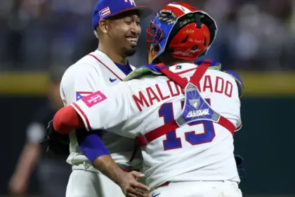 Puerto Rico vence a Cuba y avanza a cuartos del Clásico Mundial de Béisbol