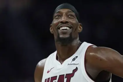 Adebayo Impone Récord: 83 Puntos, Supera a Kobe y Lidera Victoria del Heat