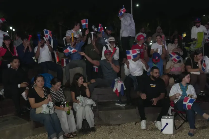 Santo Domingo Explota: Juan Soto Enciende el Malecón con Jonrón en el Clásico 1 Santo Domingo Explota: Juan Soto Enciende el Malecón con Jonrón en el Clásico