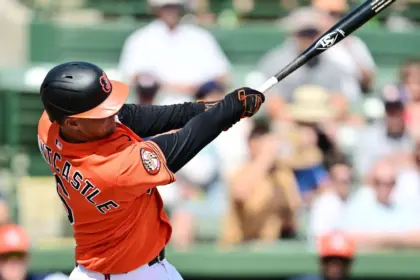 Mountcastle Abandona Juego Orioles Tras Ser Impactado por Lanzamiento