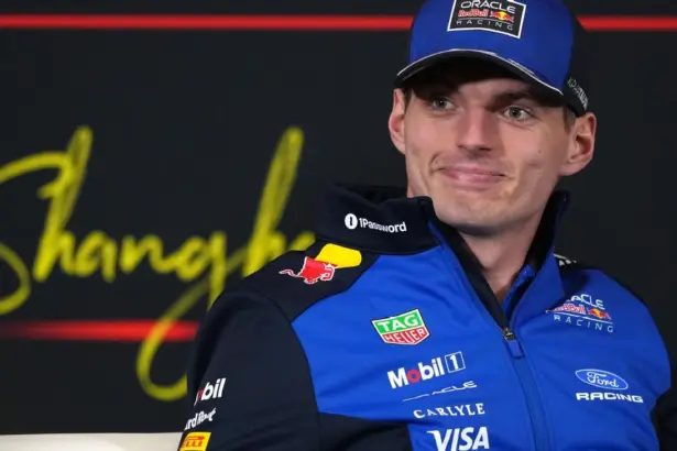 Verstappen Practica F1 en Mario Kart y Asegura: "No Quiero Dejar la F1"