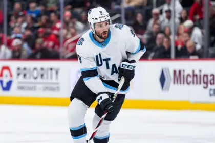 Mammoth asegura a Schmaltz: Extiende contrato por 8 años y $64 millones