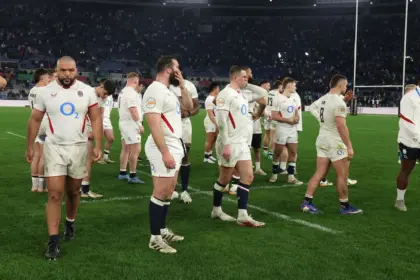 Inglaterra: Firme en su plan de juego pese a críticas tras derrotas en el Seis Naciones