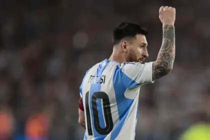Tapia Busca Finalissima Argentina vs España en el Monumental de Buenos Aires