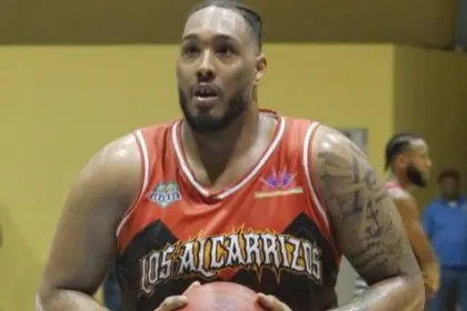 Mirambeaux Brilla: Caminantes Vencen a Caobas City en TBS Santo Domingo 2026